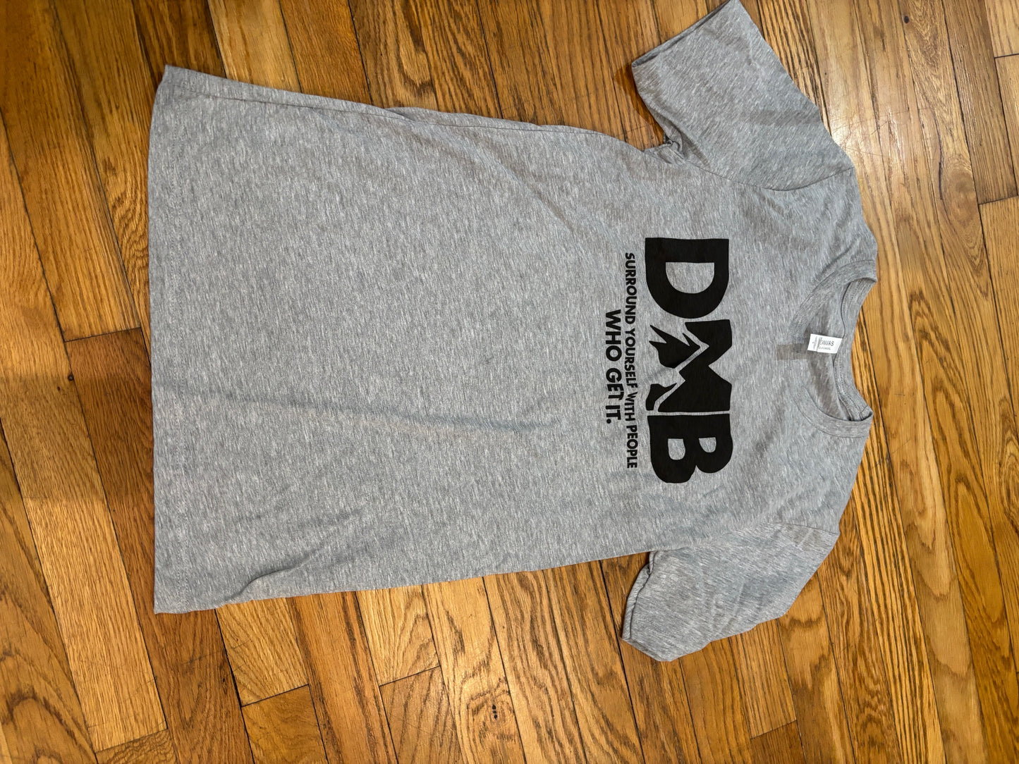 DMB Mountains unisex size small