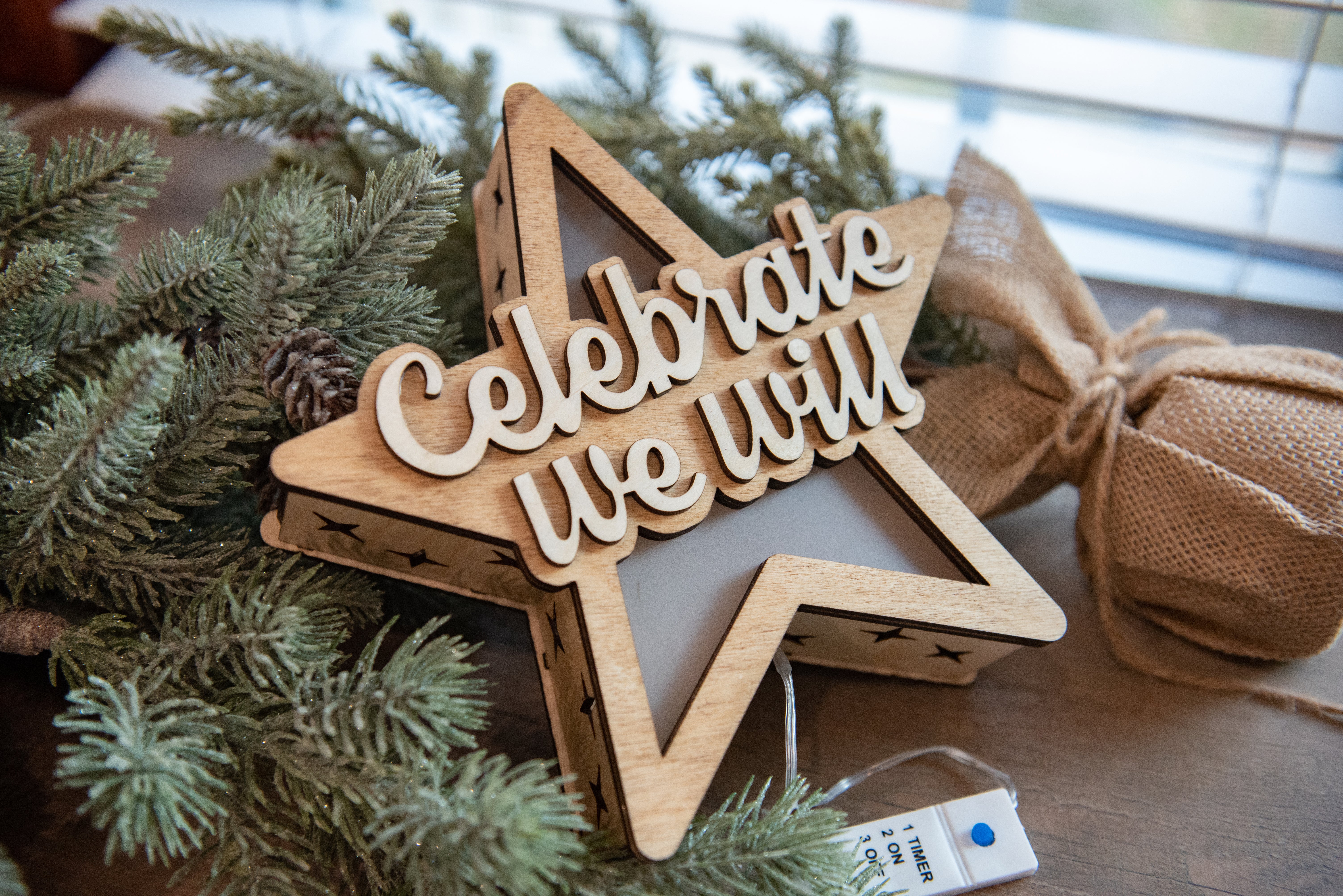 Digital Photo Tree Topper Light Up Wood Tree Topper *Hand Made – Wicked Leap