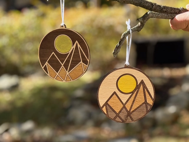 *SET Geometric Mountains Ornament (2)
