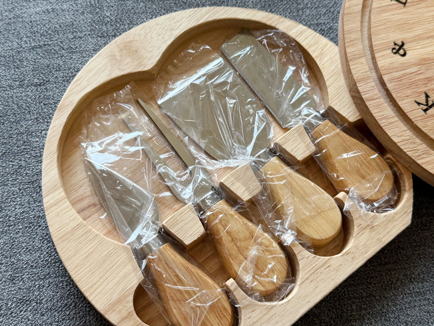 Cheese Board With Knife Set