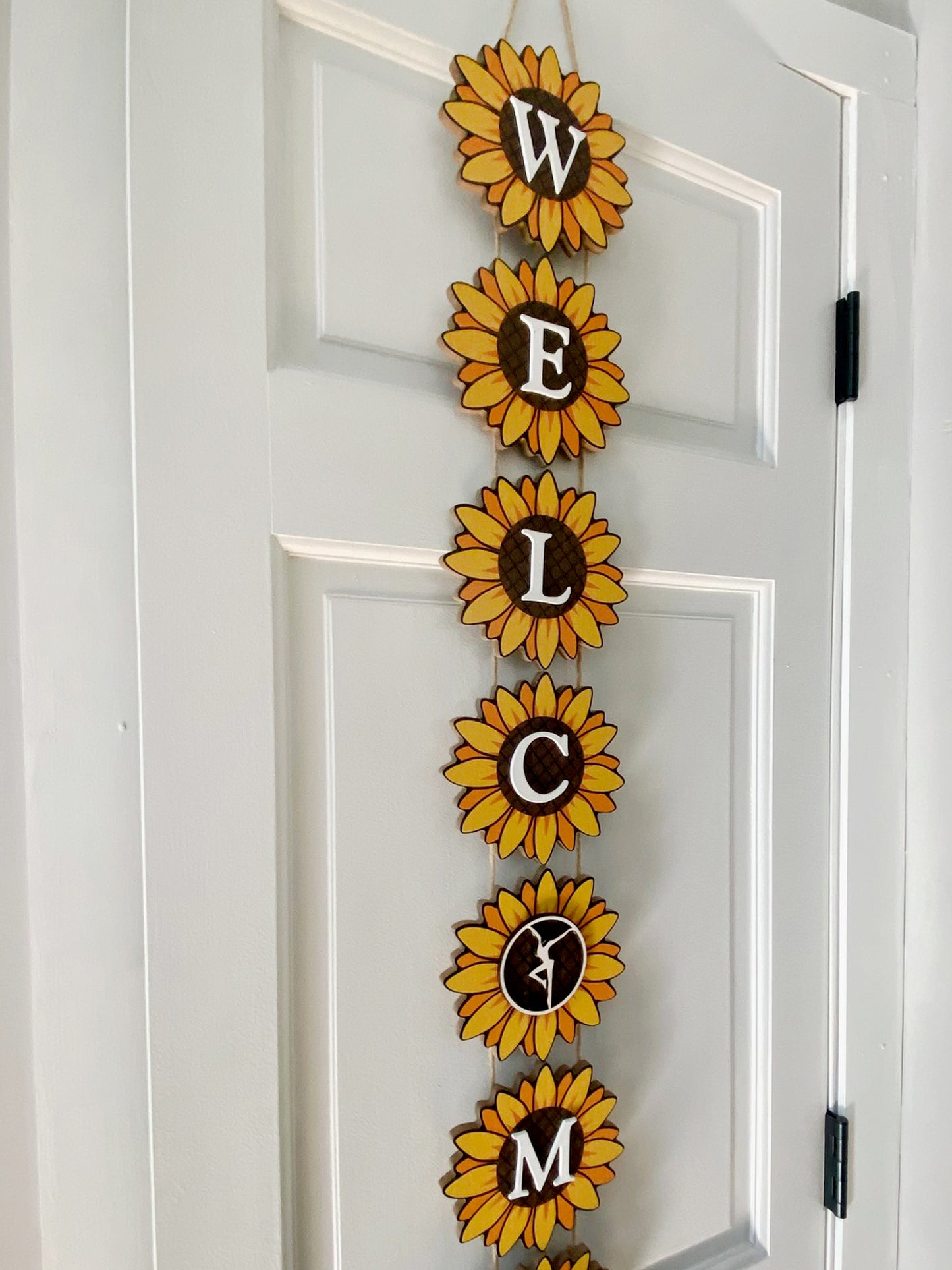 WELCOME Spring Wall/Door Hanger *LIMITED RUN