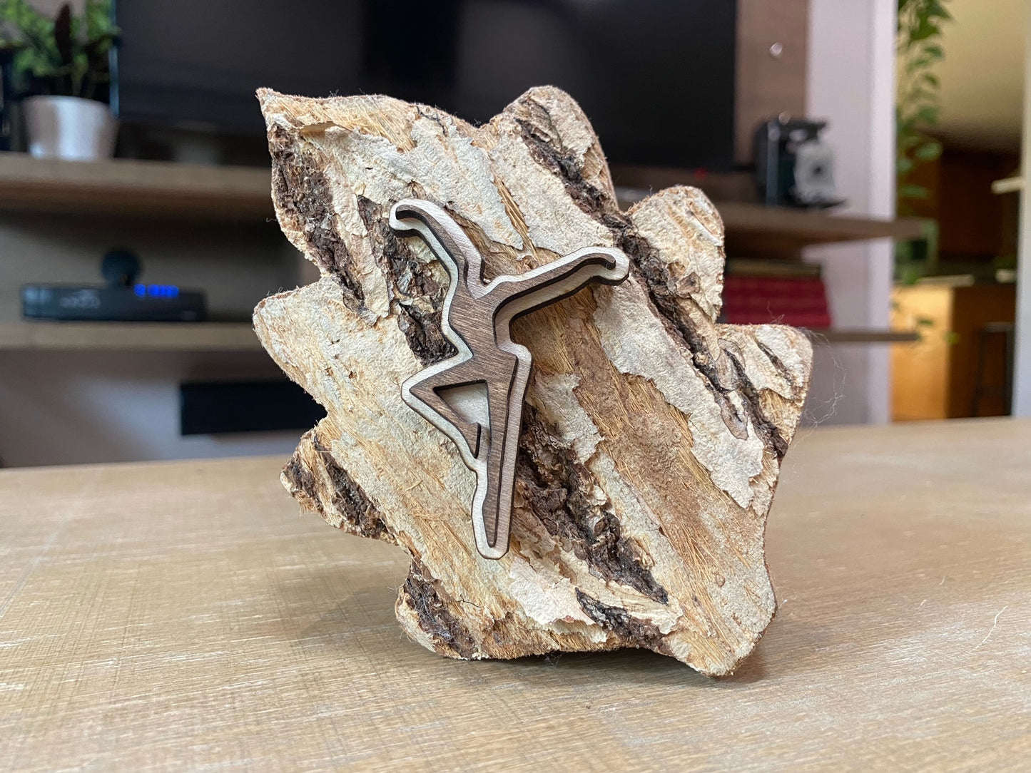 Raw Wood leaf Cutout Fall Decor